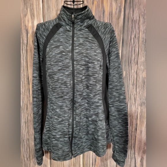 Gray workout sweater - Picture 2 of 6